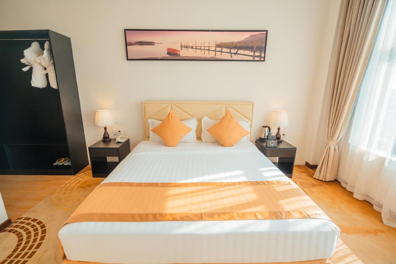 Hotel Sanchaung Yangon Bagian luar foto