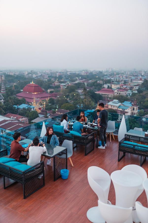 Hotel Sanchaung Yangon Bagian luar foto