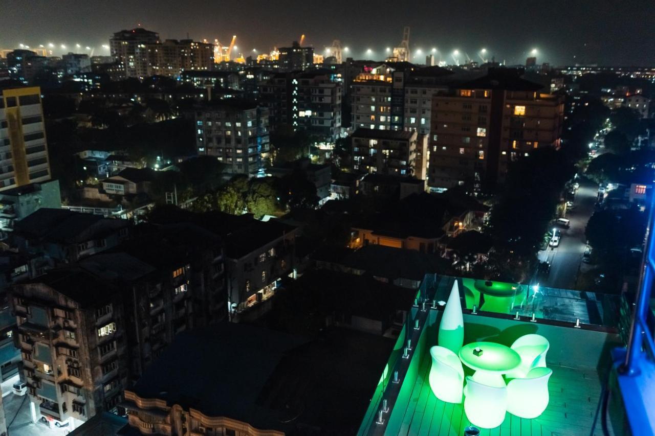 Hotel Sanchaung Yangon Bagian luar foto