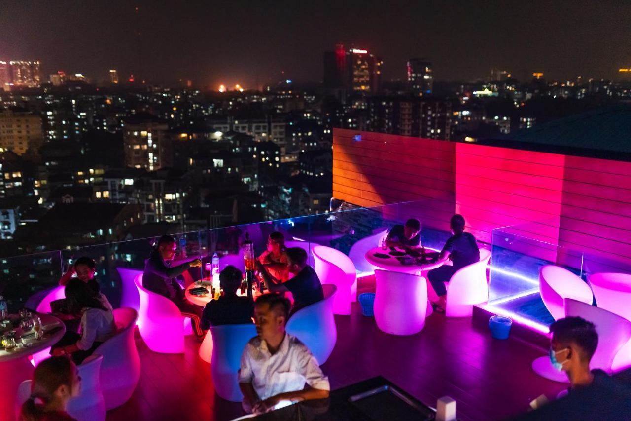Hotel Sanchaung Yangon Bagian luar foto