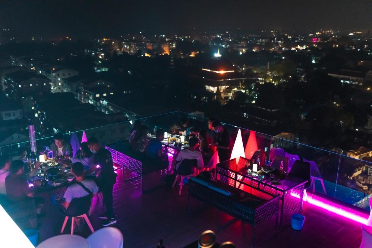 Hotel Sanchaung Yangon Bagian luar foto