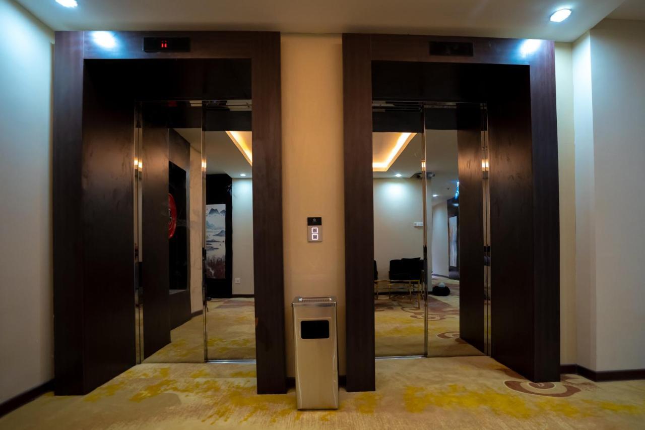 Hotel Sanchaung Yangon Bagian luar foto
