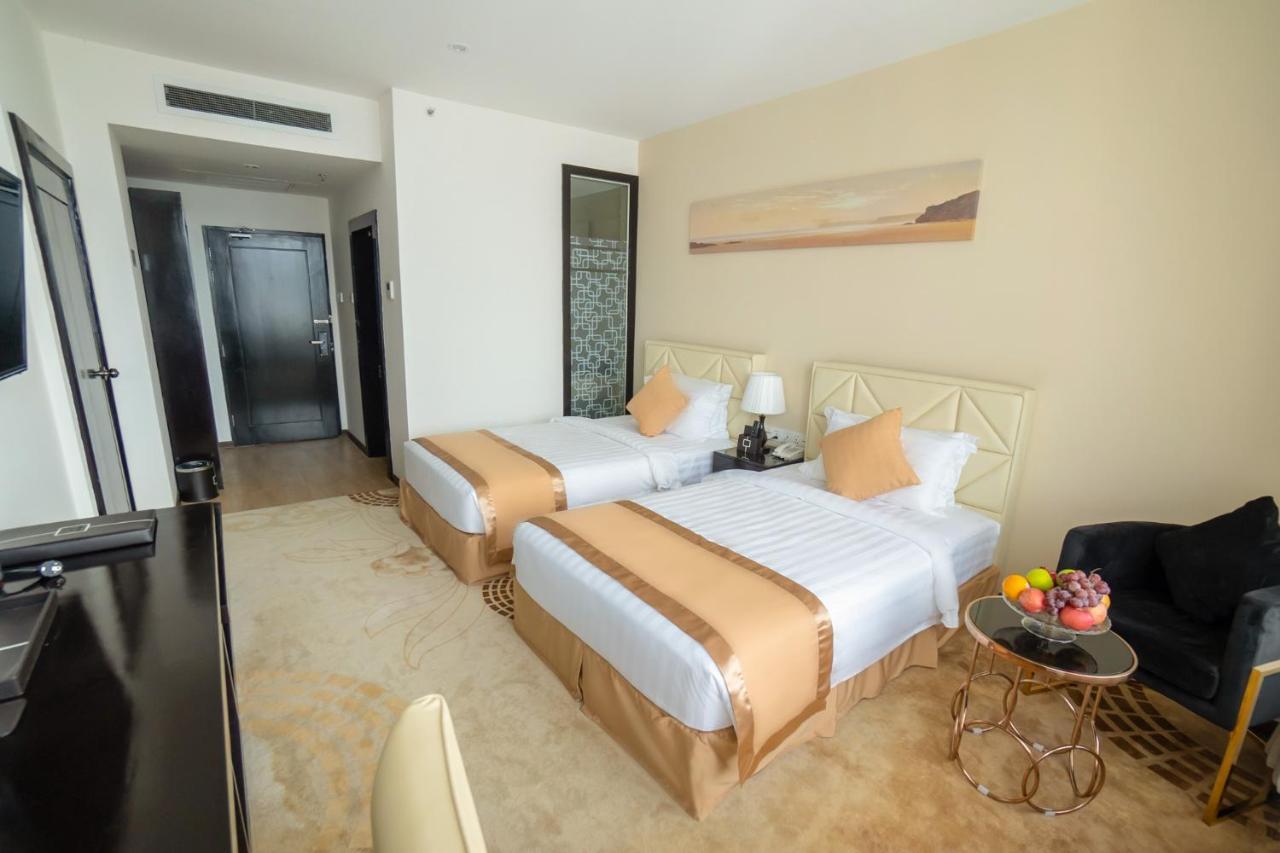 Hotel Sanchaung Yangon Bagian luar foto